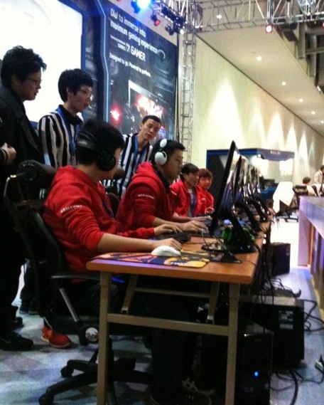 手传球路线 手传球路线