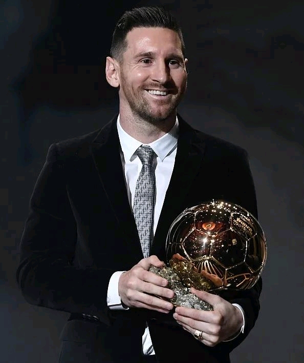 约翰逊凭借 约翰逊凭借