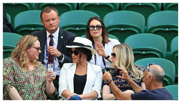 r的作者近 r的作者近