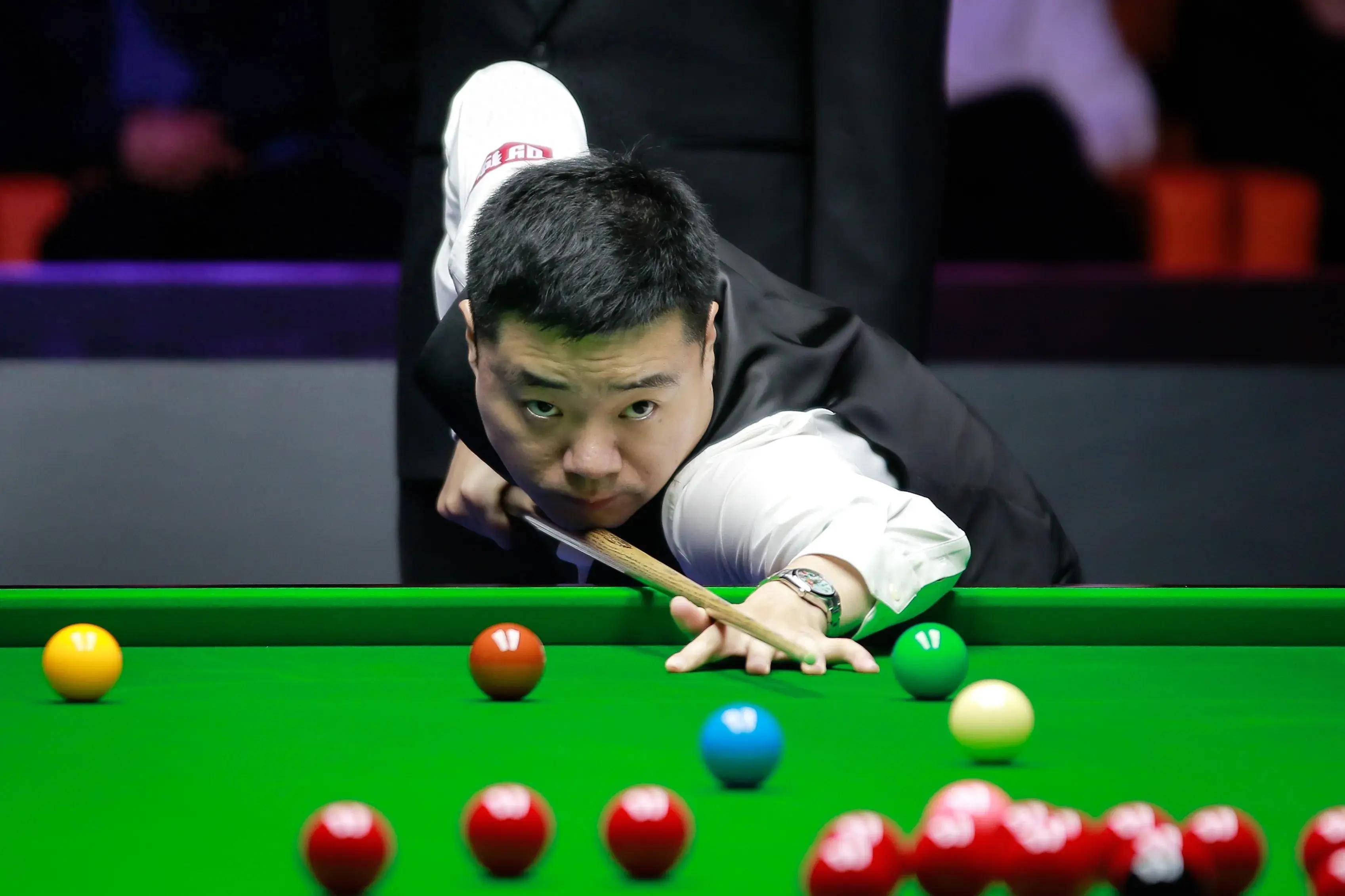 功不仅仅关 功不仅仅关